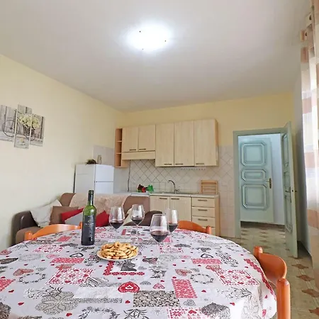Casa Vacanze Silvia A 4 Posti Apartman *